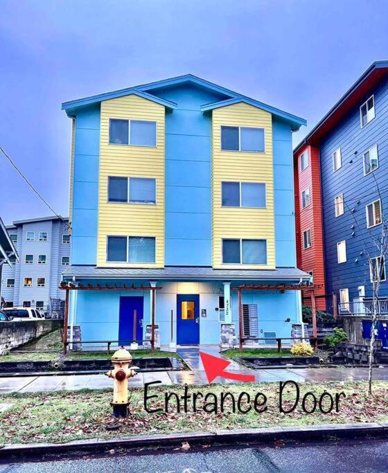 Private Room With Shared Bathroom On The 1St Floor 10 Minutes Walk To University Of Washington Seattle Bagian luar foto