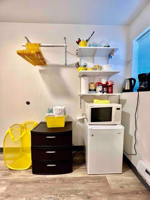Private Room With Shared Bathroom On The 1St Floor 10 Minutes Walk To University Of Washington Seattle Bagian luar foto