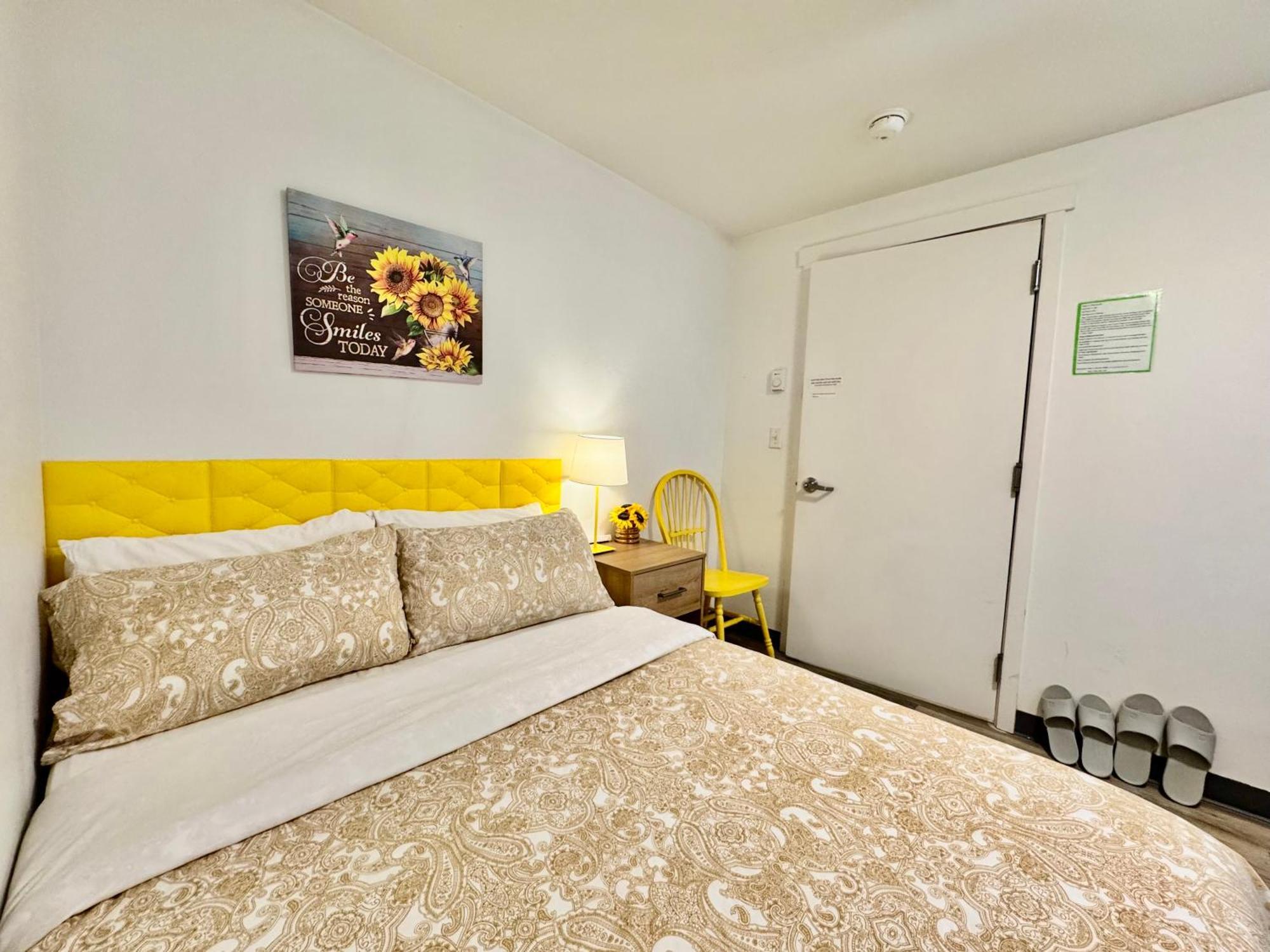 Private Room With Shared Bathroom On The 1St Floor 10 Minutes Walk To University Of Washington Seattle Bagian luar foto