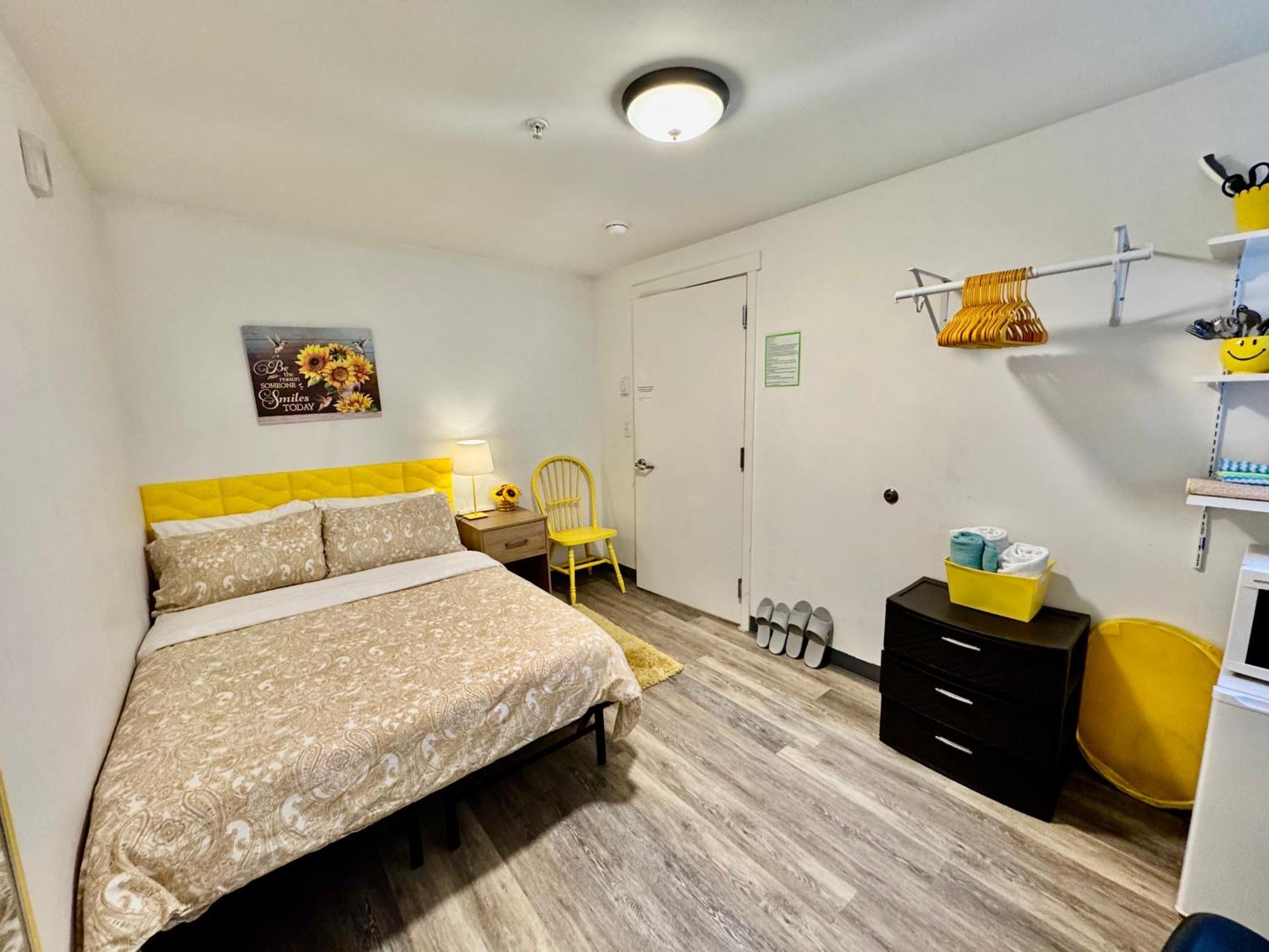 Private Room With Shared Bathroom On The 1St Floor 10 Minutes Walk To University Of Washington Seattle Bagian luar foto